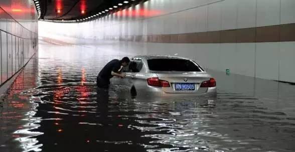 水泡车有什么后患，水泡车的危害是什么（保险理赔和车辆保养应该知道这些）