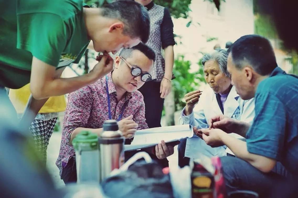 茉莉花歌词，茉莉花歌词完整版原唱（唱给你一首《小茉莉》）