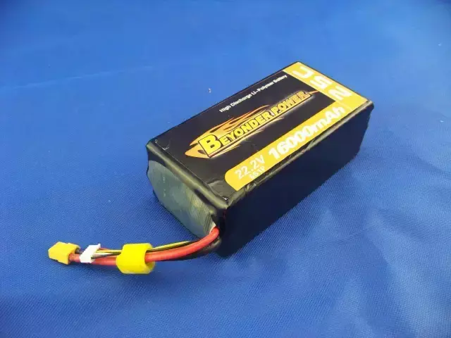 无人机使用方法，无人机第一次使用操作指南（航拍无人机的使用要点）