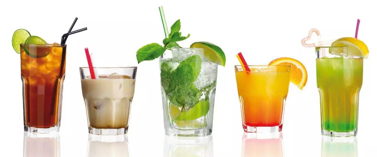 利口酒怎么喝 利口酒有哪些种类，利口酒怎么喝（让我们来看看它的本来面目）