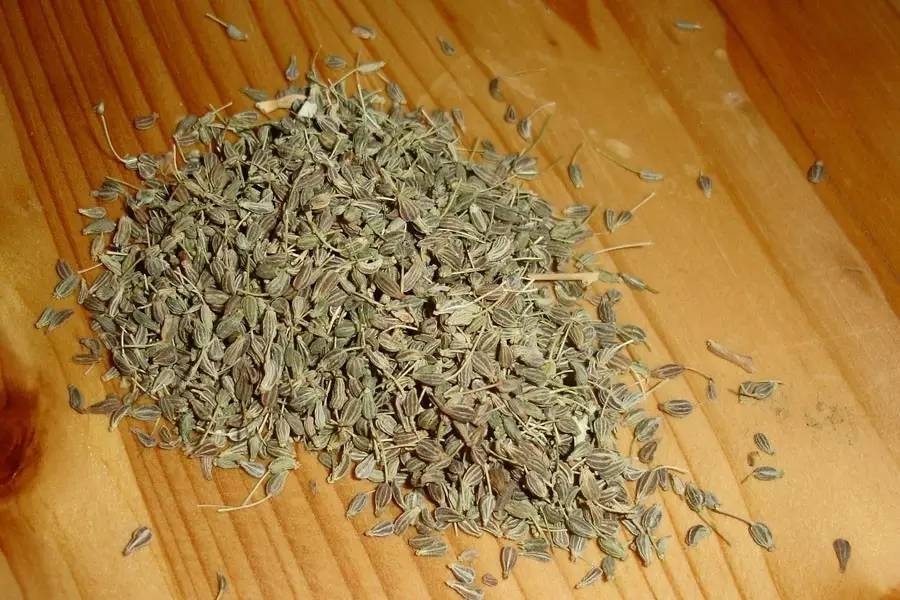 利口酒怎么喝 利口酒有哪些种类，利口酒怎么喝（让我们来看看它的本来面目）