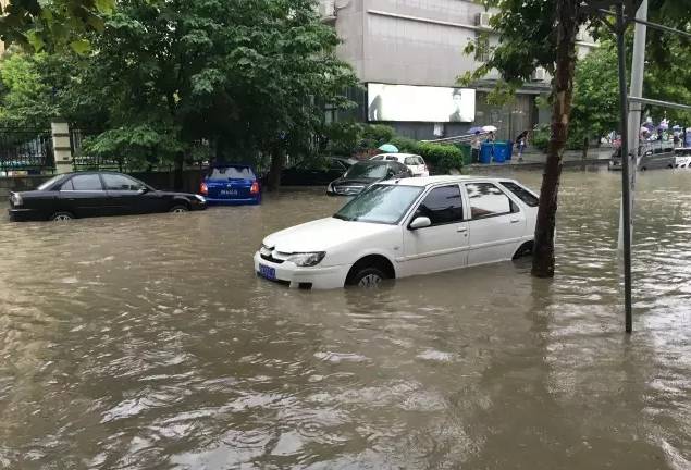 水泡车有什么后患，水泡车的危害是什么（保险理赔和车辆保养应该知道这些）