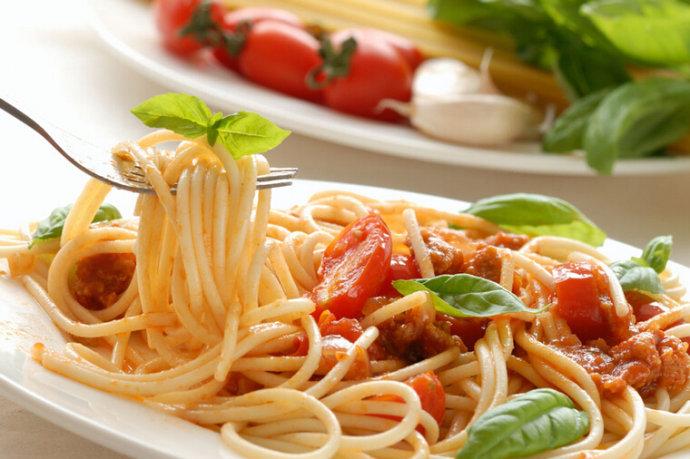 泡面怎么炒，怎么做炒面好吃（原来炒着吃更美味，更健康）