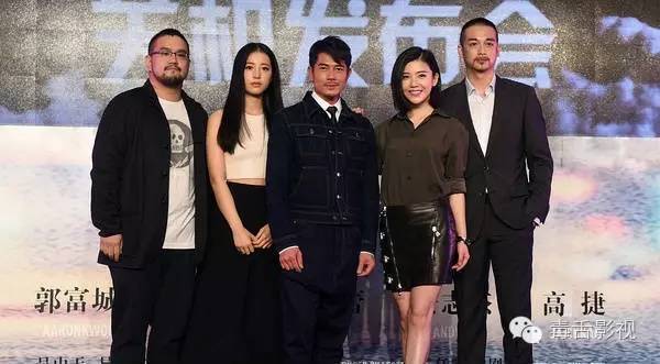 致青春影评，怎么评价赵薇导演的第一部电影《致青春》（《天亮之前》：一日就是一天）