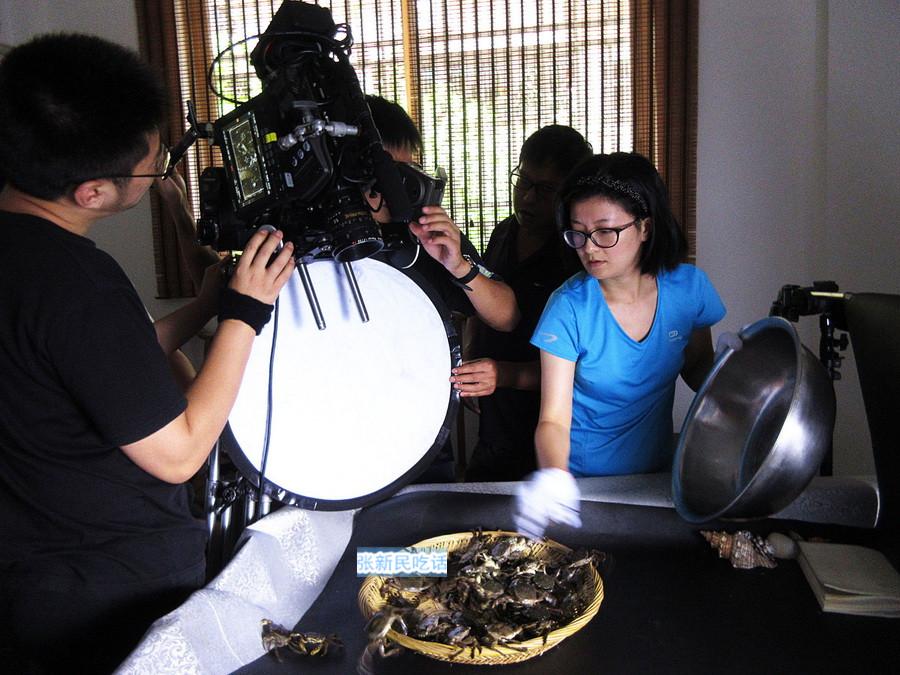 怎么处理扁蟹，螃蟹 怎么处理（潮汕人经常用来腌制生吃的“瘪蟹”或小扁蟹到底是什么蟹）