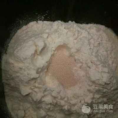 汤种小面包的做法，汤种小面包的做法大全（汤种吐司的做法）