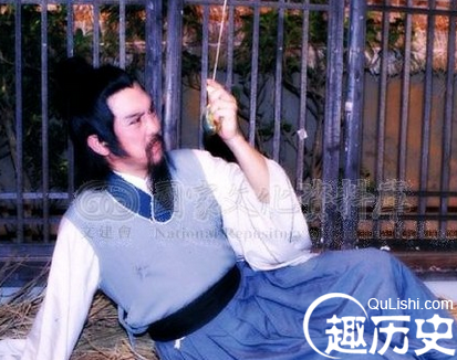 谁卧薪尝胆，谁卧薪尝胆打败了吴国（勾践卧薪尝胆了多少年）