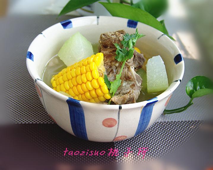 龙骨玉米冬瓜汤最正宗的做法，龙骨冬瓜汤的做法窍门（龙骨煲汤放上这两样食材）