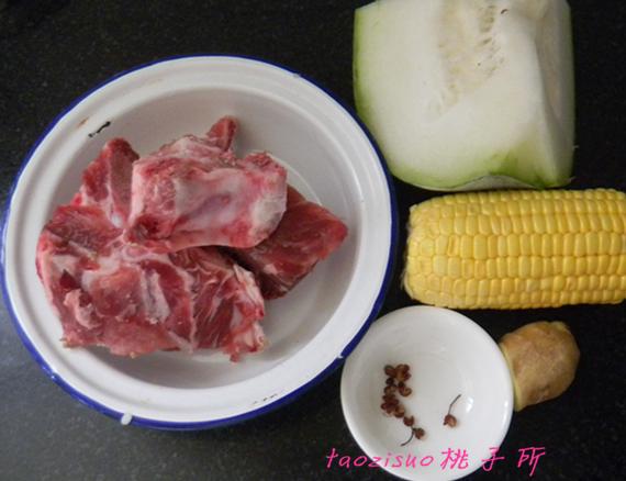 龙骨玉米冬瓜汤最正宗的做法，龙骨冬瓜汤的做法窍门（龙骨煲汤放上这两样食材）