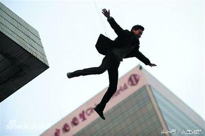 梦见自己跳楼自杀有什么征兆，这些梦境预示着最近要破财