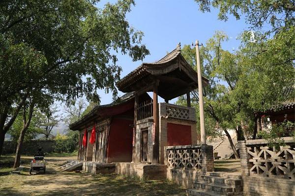 爱转角遇见了谁歌词，爱转角遇见了谁电视剧（梦里五台：爱转角遇见金洞寺）