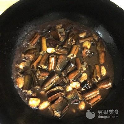 红烧黄鳝的做法家常，红烧黄鳝的家常做法（秘制红烧黄鳝的做法）