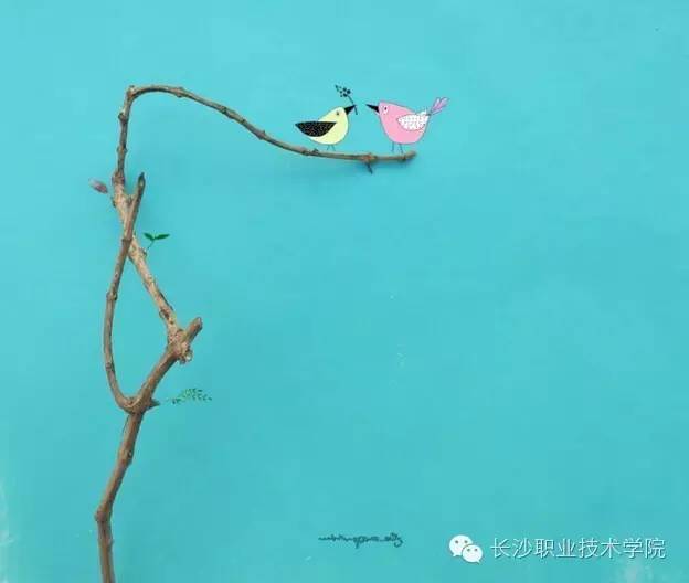 历历在目还是沥沥在目，沥沥在目中哪个字错了（能给小编带来正能量的......）