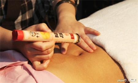 艾灸肚脐的作用，艾灸肚脐的好处与功效（为什么每次艾灸都要艾肚脐）