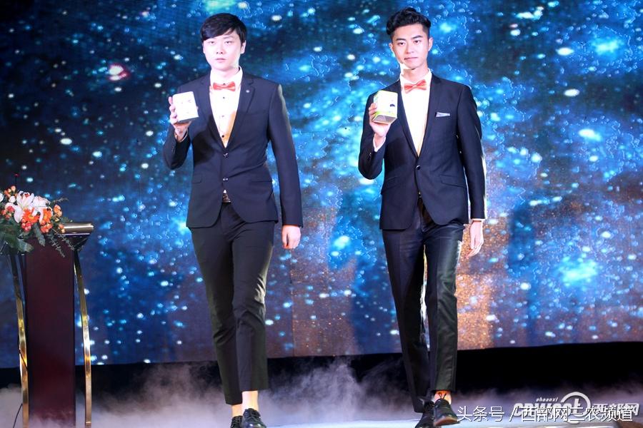 本香世界是个什么东西，本香世界怎么赚钱（但是风头却被这群帅哥美女抢走了）