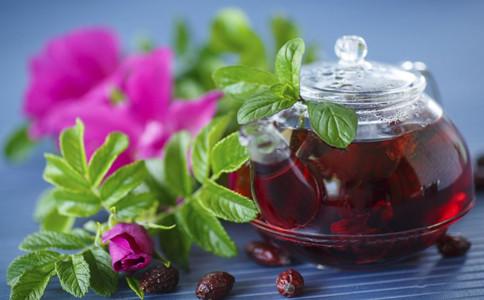 月经期间可以喝茶吗，经期可以喝茶吗（经期可以喝红茶吗）