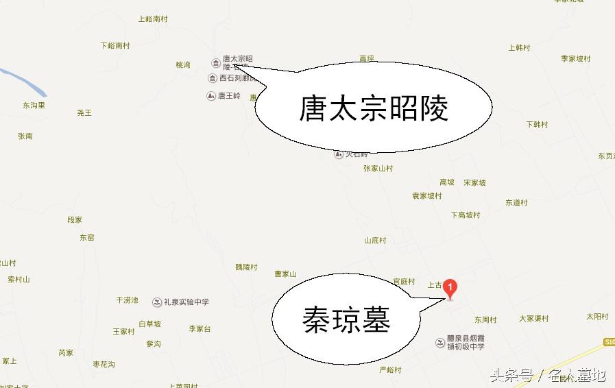 门神秦琼和敬德哪个在左哪个在右，门神秦琼和敬德谁左谁右（他的历史真面目和墓地在哪）