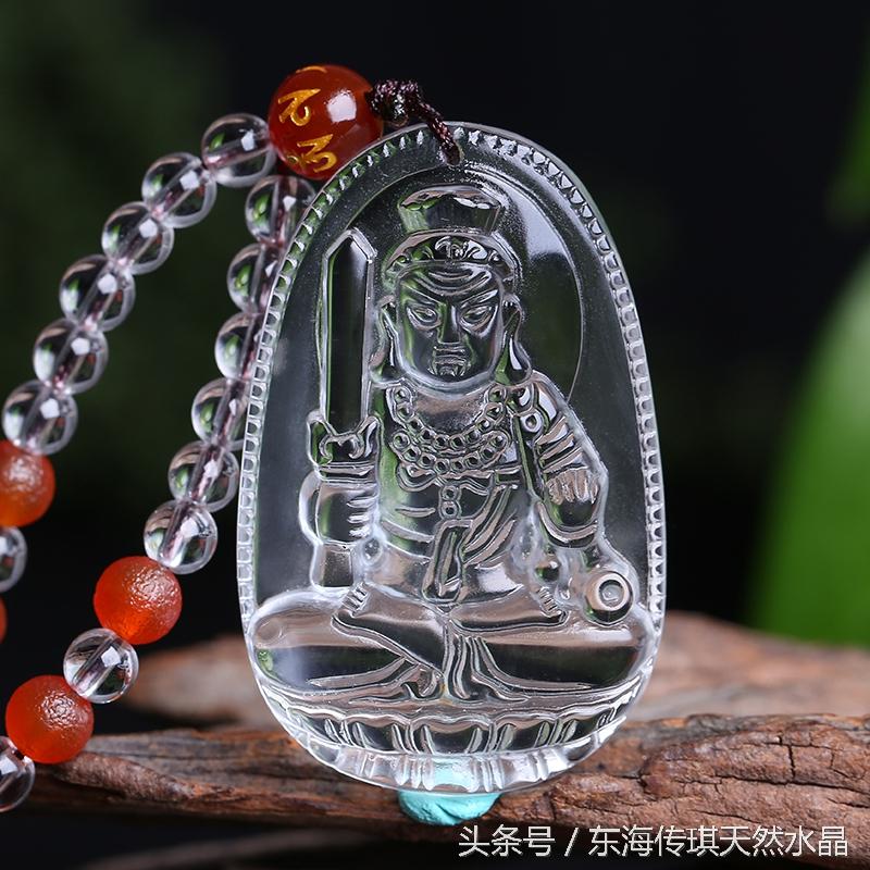 十二生肖都戴什么水晶最招财，生肖水晶对照表（水晶珠宝之八大守护神系列--本命佛生肖对应）