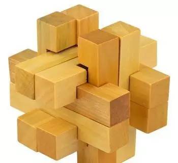 孔明锁12根拆拼方法,孔明锁怎么拼12根步骤(民间好玩意——鲁班锁)