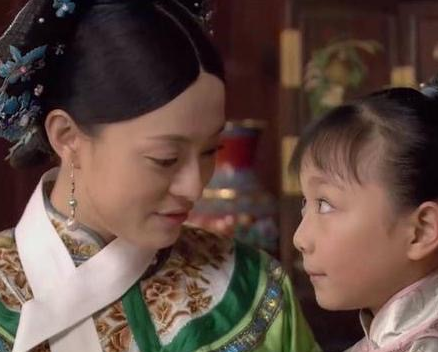 玉娆扮演者，甄嬛传里的玉娆扮演者（甄嬛传里小玉娆被曝孙俪亲妹妹）