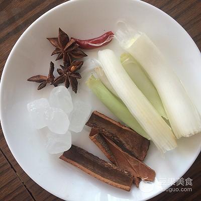 夏天高压锅炖排骨放一晚会坏吗，高压锅煮好的排骨放一夜能坏吗（压力锅炖排骨的做法）