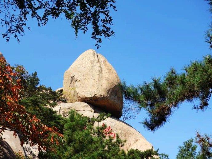 黄山奇石资料，黄山奇石资料200字（黄山的这些怪石头，你认得几块）