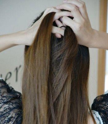 蝎子辫和蜈蚣辫一样吗，蜈蚣辫蝎子辫鱼骨辫的编发详细图解（2款好看的韩式蝎子辫编发图解）