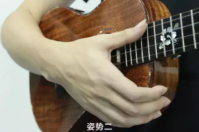 尤克里里新手入门指法，尤克里里初学者常用节奏型指法（尤克里里新手必会！）