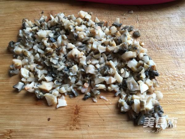 田螺塞肉的做法，田螺塞肉的做法大全家常窍门（田螺塞肉的做法视频窍门）