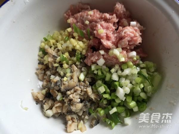 田螺塞肉的做法，田螺塞肉的做法大全家常窍门（田螺塞肉的做法视频窍门）