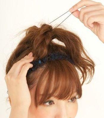 花苞头的扎法图解，图文解析韩式齐刘海可爱花苞头扎法教程（给你带去清新迷人的气息）