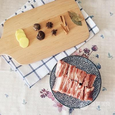 最正宗的糖醋排骨做法，正宗老式糖醋排骨（正宗的糖醋小排的做法）