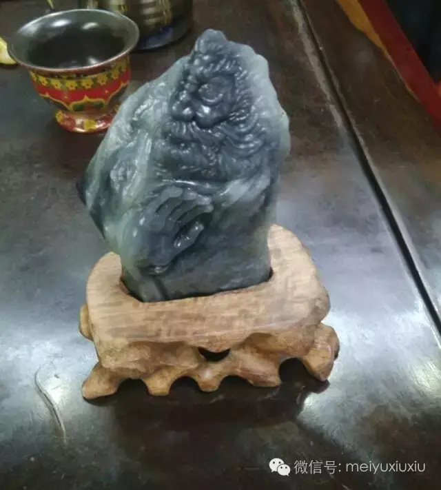 戈壁羊脂玉是玉吗，戈壁羊脂玉和和田羊脂玉区别（是公主滴落的眼泪）