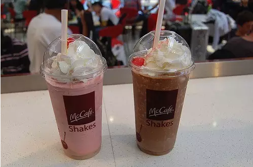 闫寒个人资料年龄，闫冰个人资料（麦当劳的幕后老大）