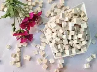 白茯苓能去雀斑吗，白茯苓能去雀斑吗怎么用（“中医秘方去除雀斑”一般人我不告诉他）