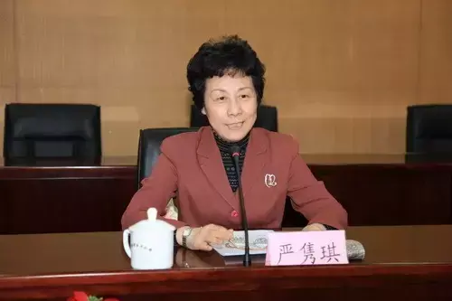 民盟盟员是什么意思，加入民盟有什么好处和坏处（如何才能加入民主党派）