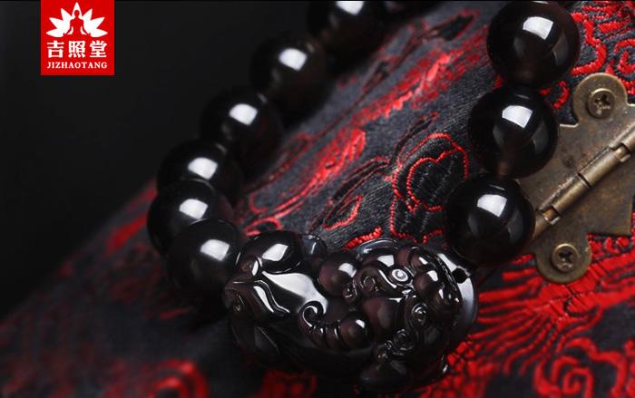 貔貅手串的戴法讲究，貔貅手链的正确佩戴方法（貔貅黑曜石手链戴法）