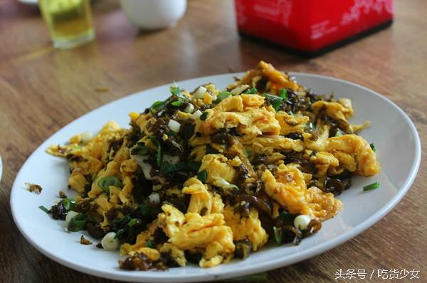 青苔可以吃吗，饮水桶里青苔怎么清洗（奶奶却说这是道不错的美味）