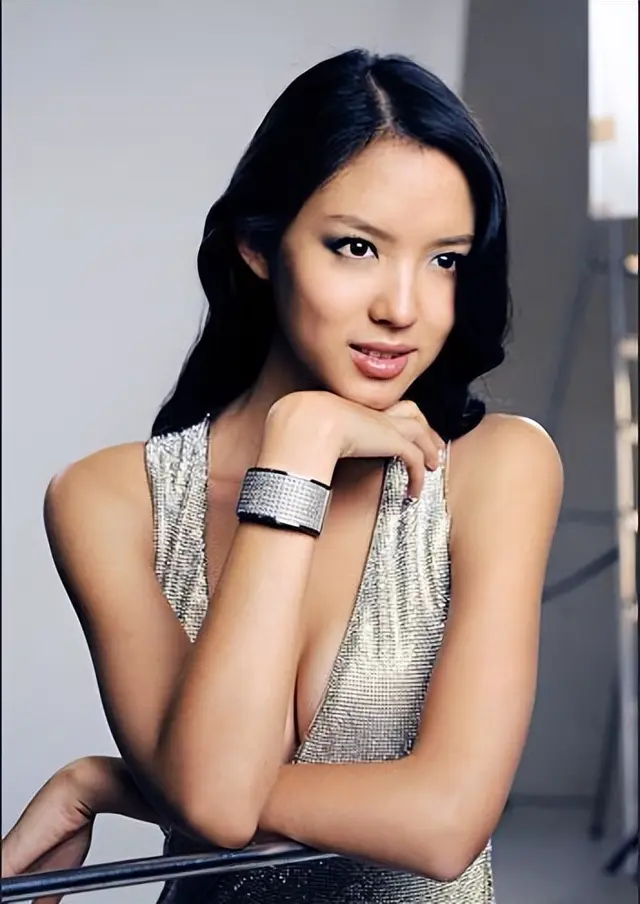 Mai lin. Чжан Цзылинь. Чжан Цзылинь Zhang Zilin. Чжан Цзылинь 2007.