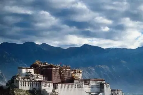 The battle is in full swing, why did Hitler twice send people to Tibet ...