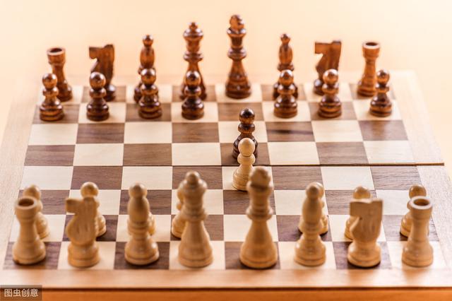 国际象棋和中国象棋有什么区别，中国象棋跟国际象棋有哪些区别（中国象棋和国际象棋比较研究——战术）