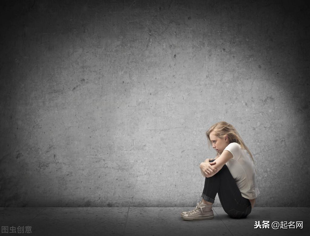 光彩照人的意思(风采照人是成语吗)