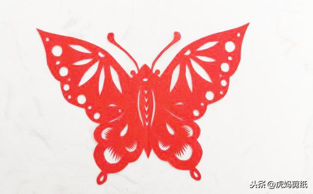 剪纸蝴蝶的半边画法，蝴蝶剪纸的图案画法（手工蝴蝶剪纸教程）