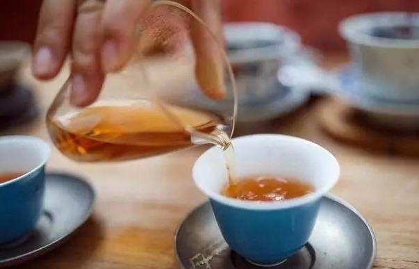 喝绿茶有什么功效和作用，绿茶的功效和作用有什么（我来教你喝绿茶的方法）
