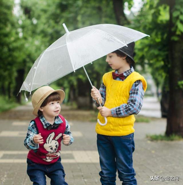 锦字在名字中的寓意，锦字取名的寓意是什么（清爽阳光的男孩名）