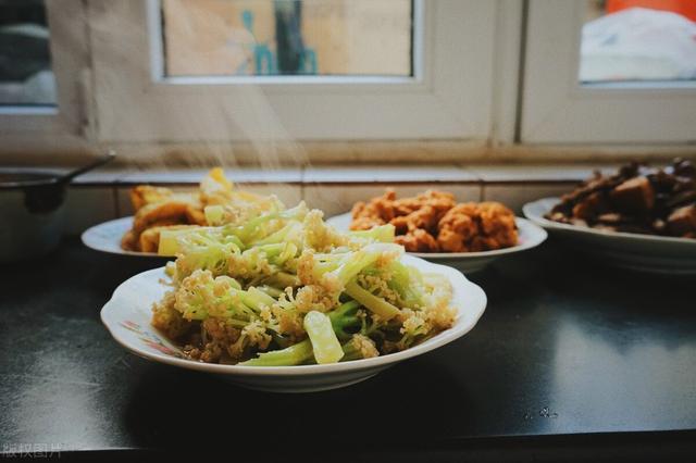 花雕酒能代替料酒吗（调料中的“鲜味剂”）