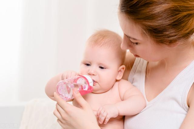 怎样给宝宝科学断奶，怎样给宝宝科学断奶视频（宝宝断奶全攻略）