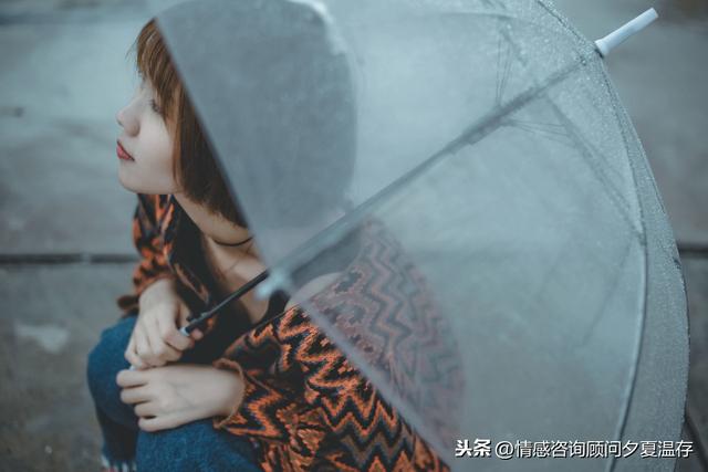 异性说想你了八种回复，异性朋友说想你了怎么幽默回复（聪明的女人在男人说“我想你”时）