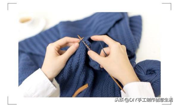 毛线围巾的系法图解，短款毛线围巾的各种围法图解（这么好看的围巾原来织起来这么简单）