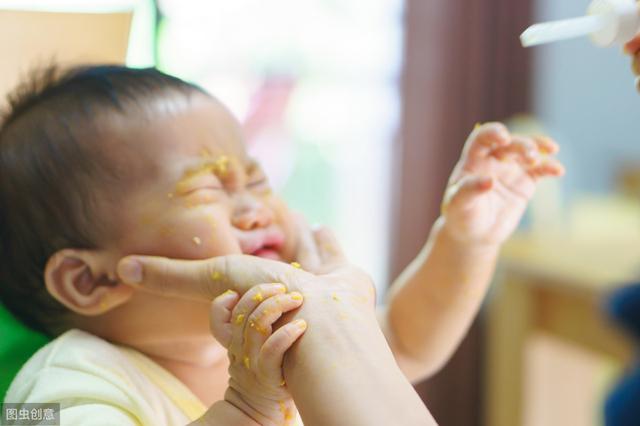 三个月婴儿腹泻怎么办，3个月的宝宝拉肚子怎么办（３个月母乳宝宝“腹泻”）